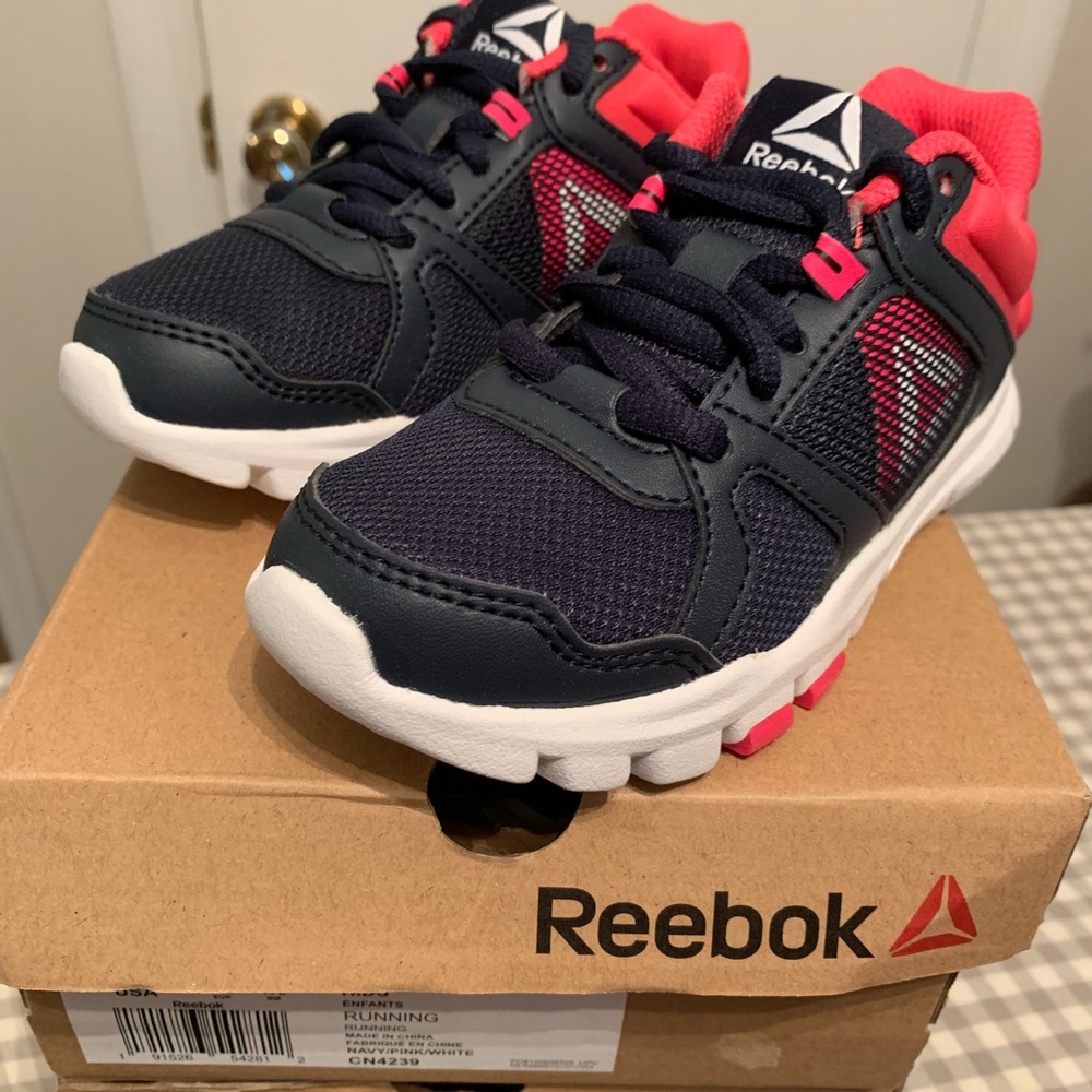Reebok yourflex  train 10 toddler sneakers
